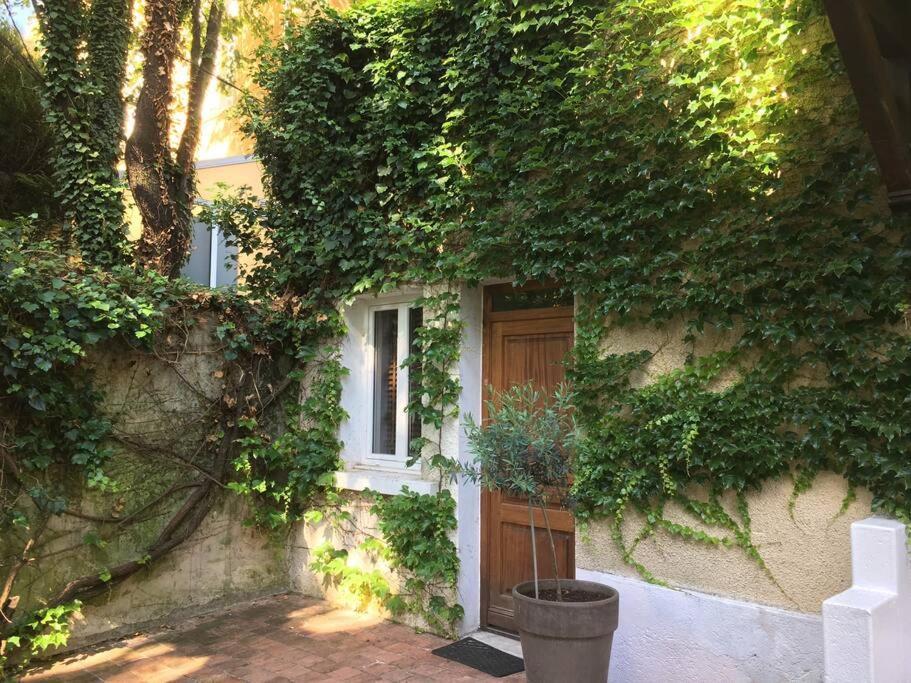 Appartement Studio Close Fourviere Very Quiet & Small Terrace à Lyon Extérieur photo