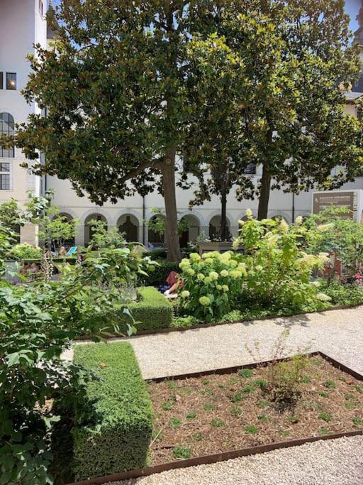 Appartement Studio Close Fourviere Very Quiet & Small Terrace à Lyon Extérieur photo